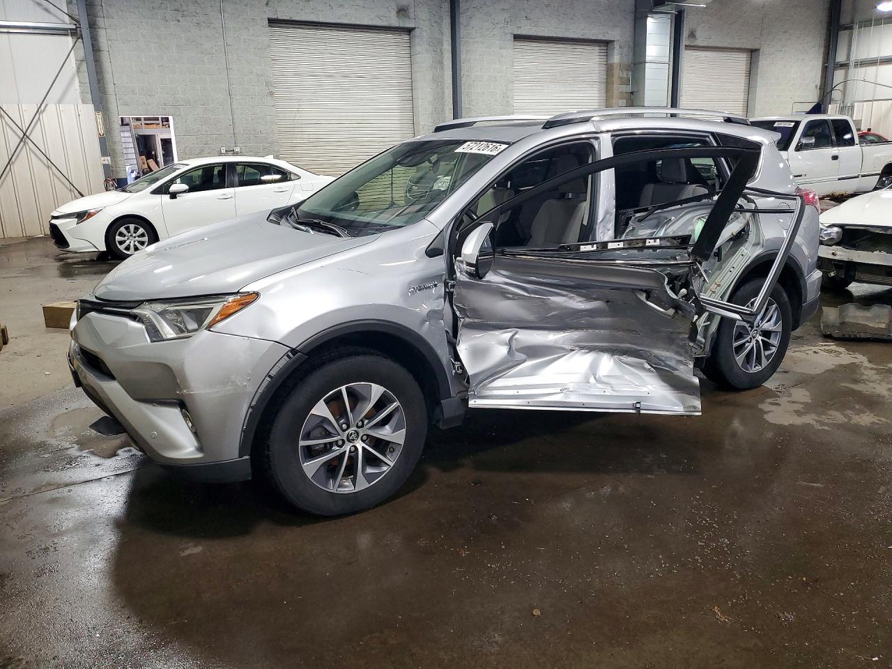 2017 TOYOTA RAV4 XLE | JTMRJREV6HD112528 | UPCARS