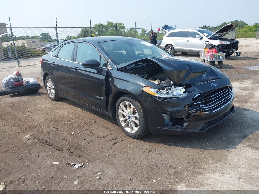 2019 FORD FUSION HYBRID SE | 3FA6P0LU7KR197178 | UPCARS