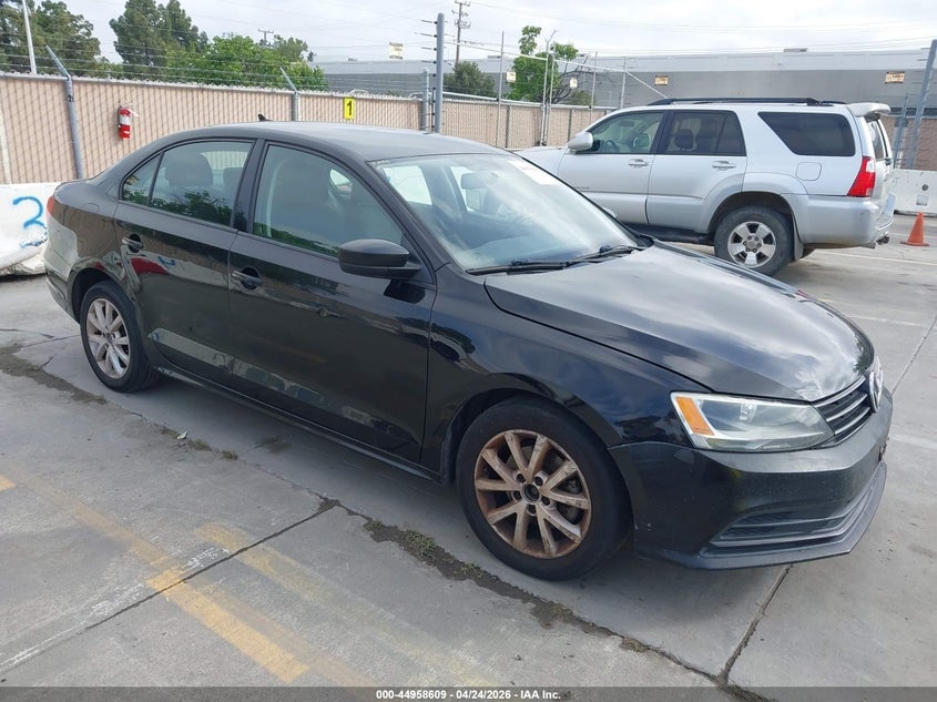 2015 VOLKSWAGEN JETTA 1.8T SE | 3VWD17AJ3FM239415 | UPCARS