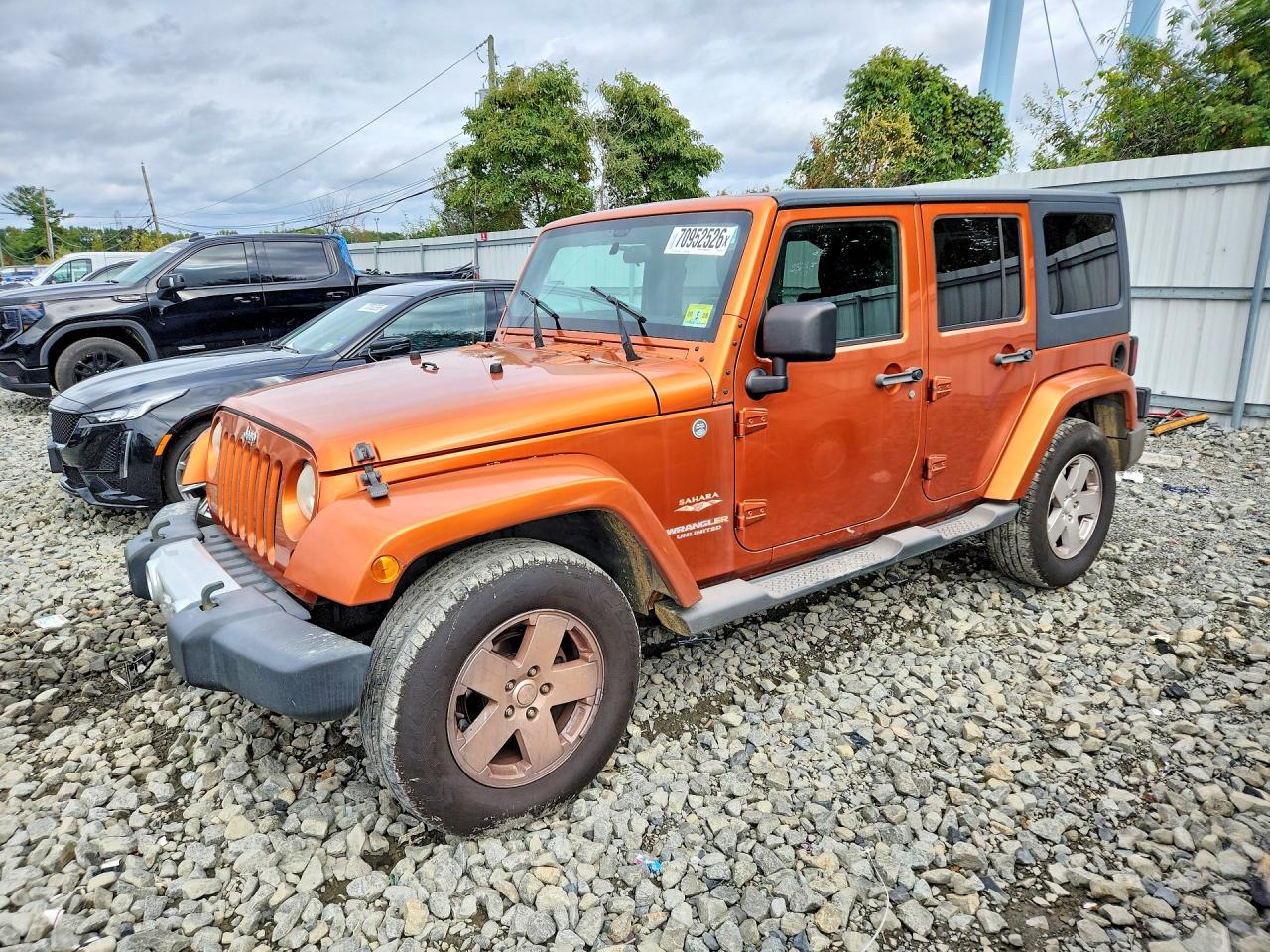 2011 JEEP WRANGLER SAHARA | 1J4HA5H1XBL520017 | UPCARS