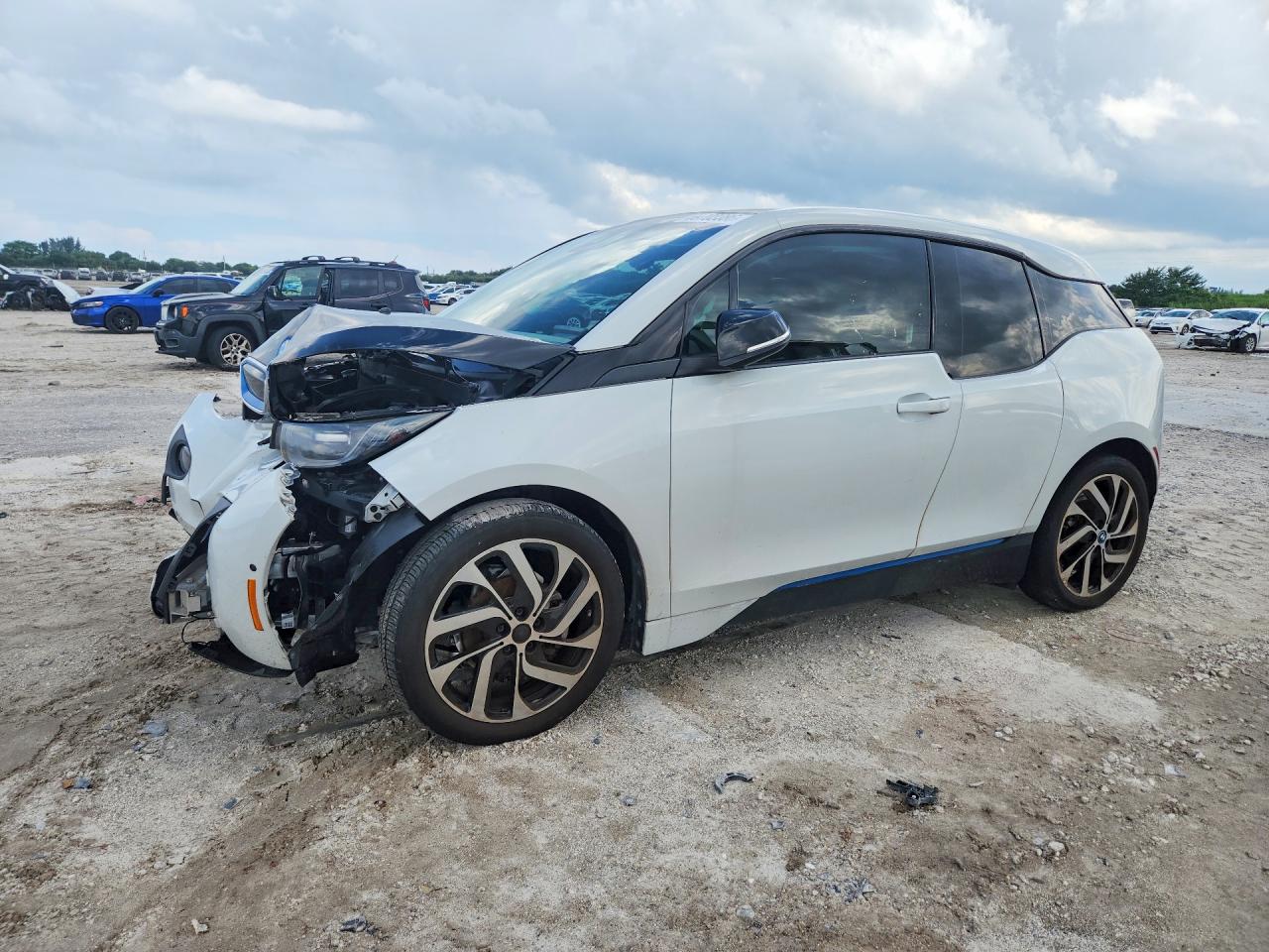 2017 BMW I SERIES REX | WBY1Z8C36HV890631 | UPCARS