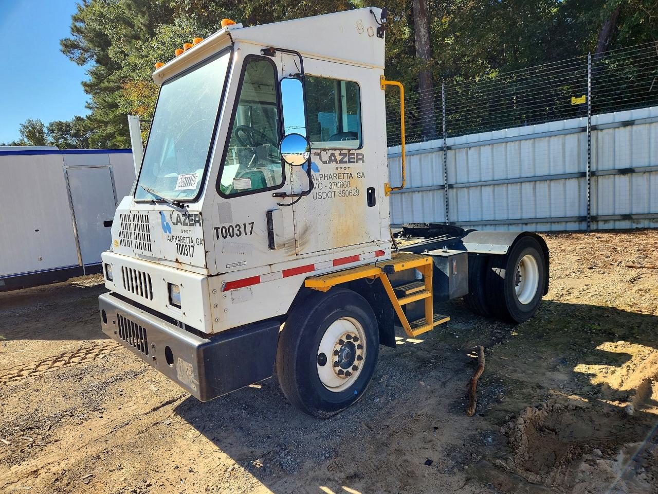2006 KALMAR CYT 30 YARD TRUCK | 11VA813E16A000317 | UPCARS