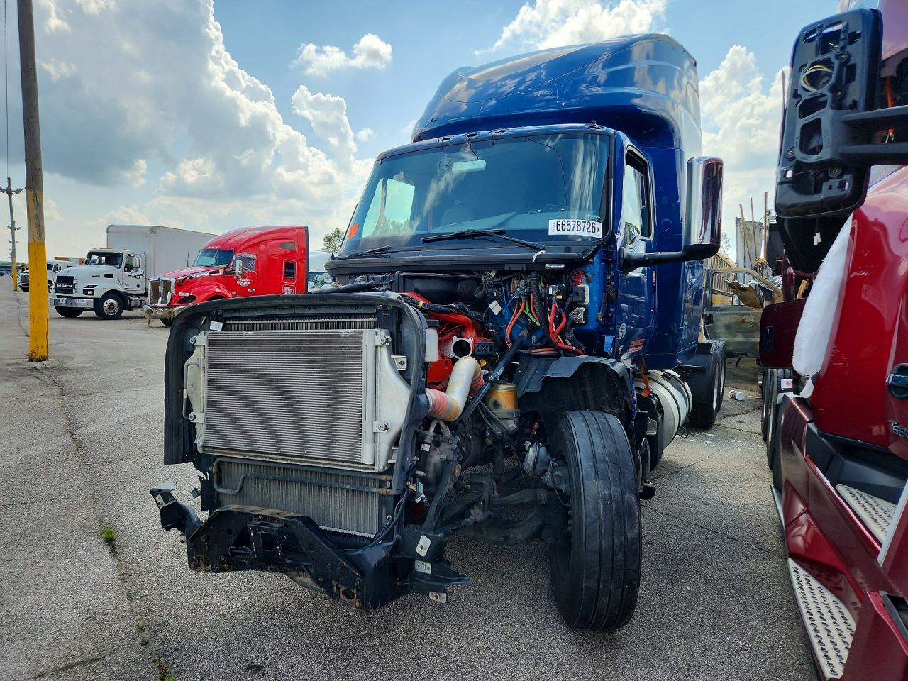 2022 INTERNATIONAL ALL OTHER SEMI TRUCK | 3HSDZAPR6NN275332 | UPCARS