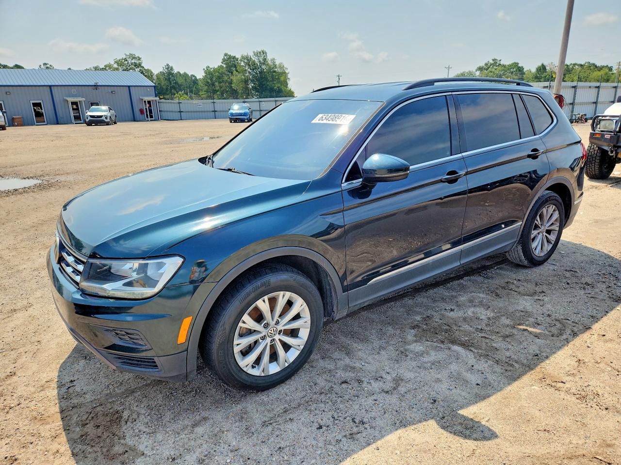 2018 VOLKSWAGEN TIGUAN SE | 3VV3B7AX0JM055320 | UPCARS