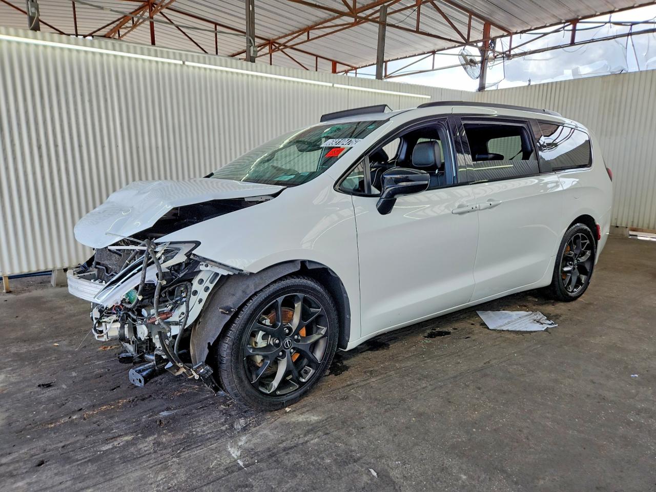 2025 CHRYSLER PACIFICA LIMITED | 2C4RC1GG8SR539577 | UPCARS
