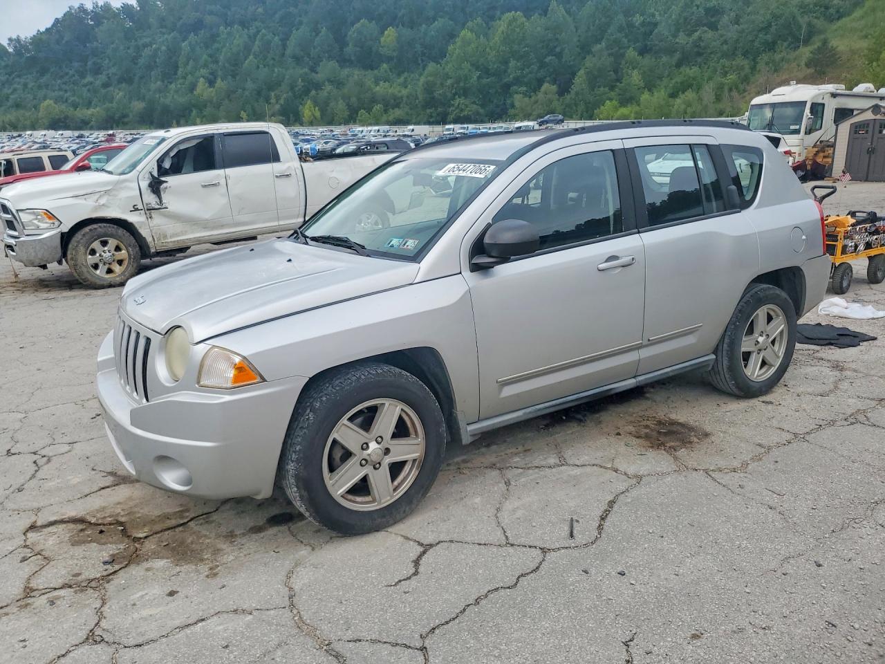 2010 JEEP COMPAS SPORT | 1J4NT4FB6AD589704 | UPCARS