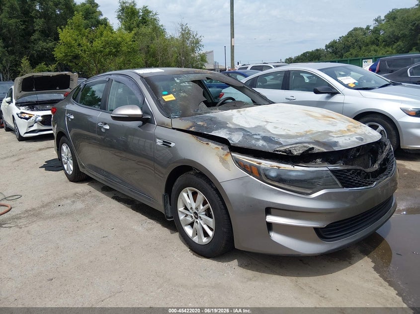 2016 KIA OPTIMA LX | 5XXGT4L30GG026237 | UPCARS