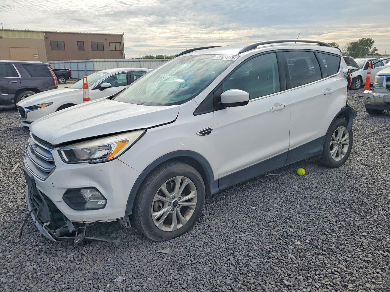 2018 FORD ESCAPE SE | 1FMCU9G96JUC38564 | UPCARS