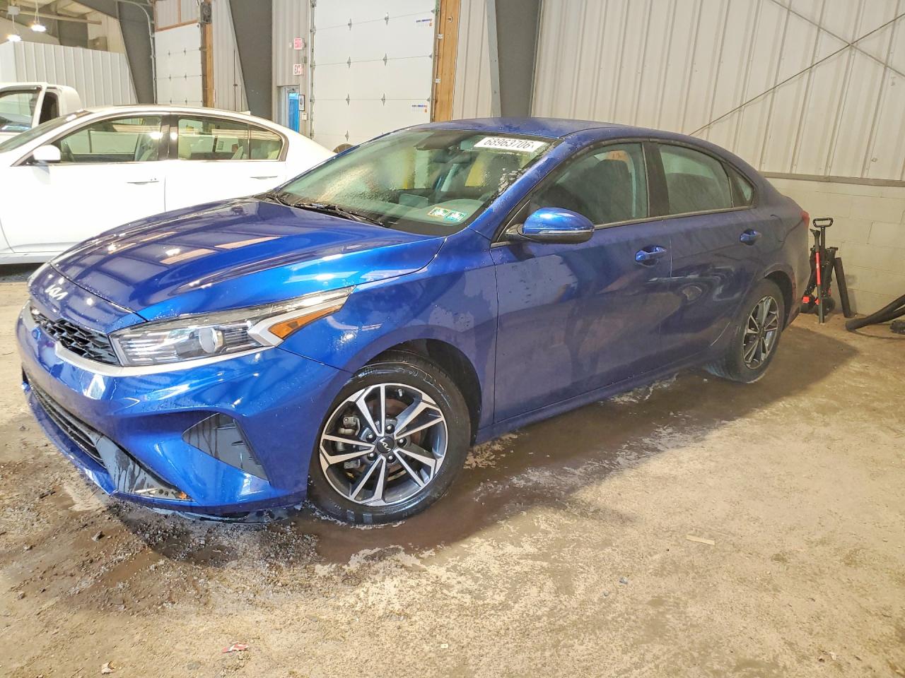 2024 KIA FORTE LXS | 3KPF24AD8RE821655 | UPCARS