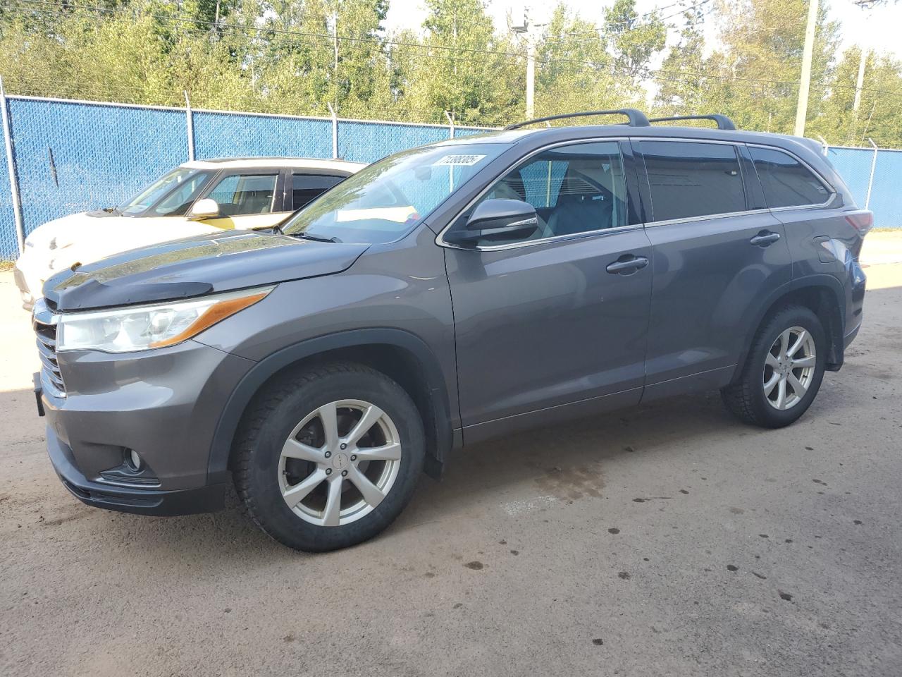 2016 TOYOTA HIGHLANDER LE | 5TDBKRFHXGS244122 | UPCARS