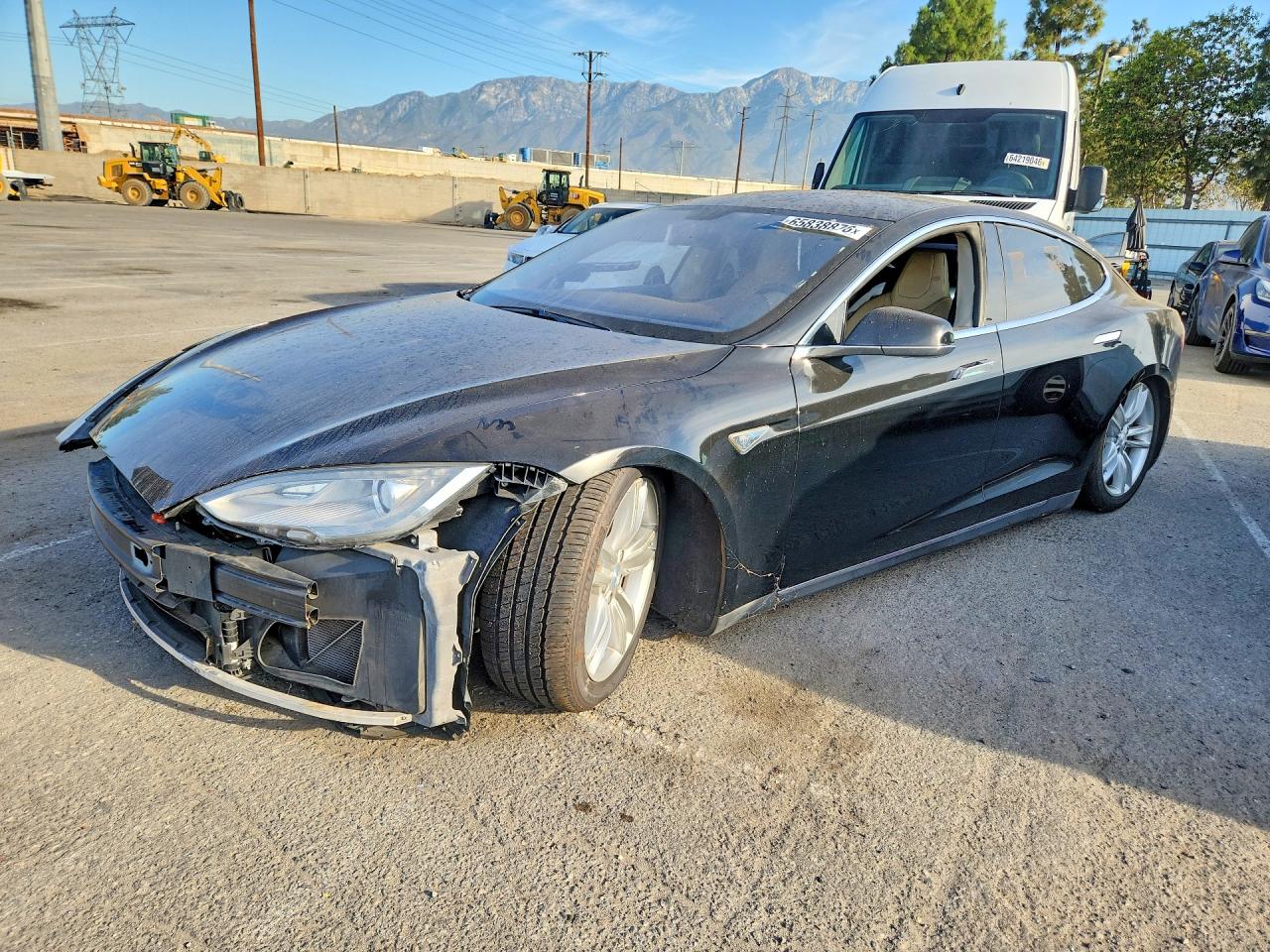 2013 TESLA MODEL S | 5YJSA1CN5DFP03328 | UPCARS
