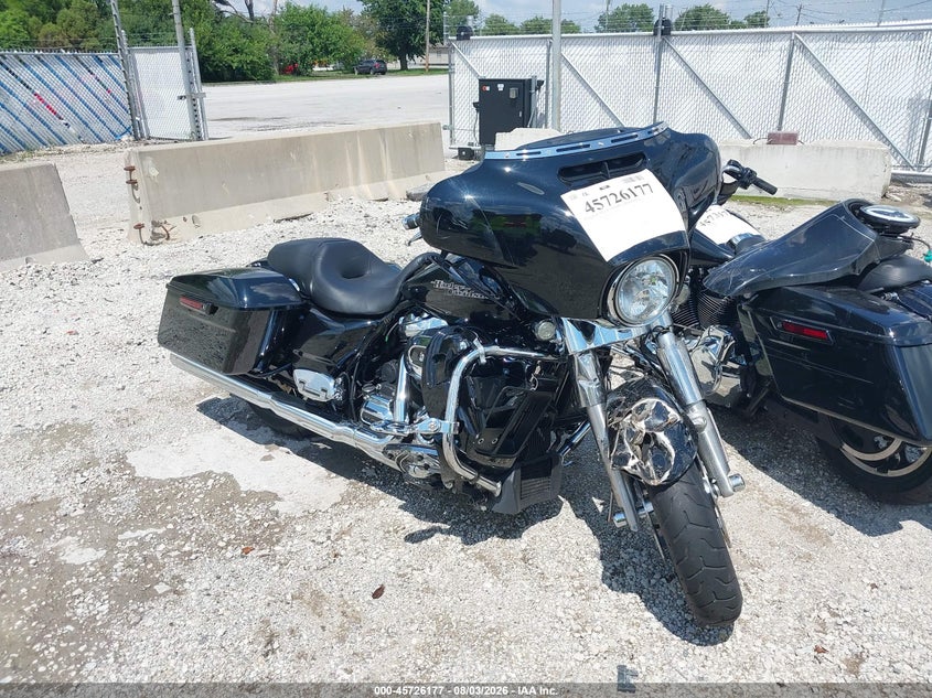 2019 HARLEY-DAVIDSON FLHX | 1HD1KBC14KB678366 | UPCARS