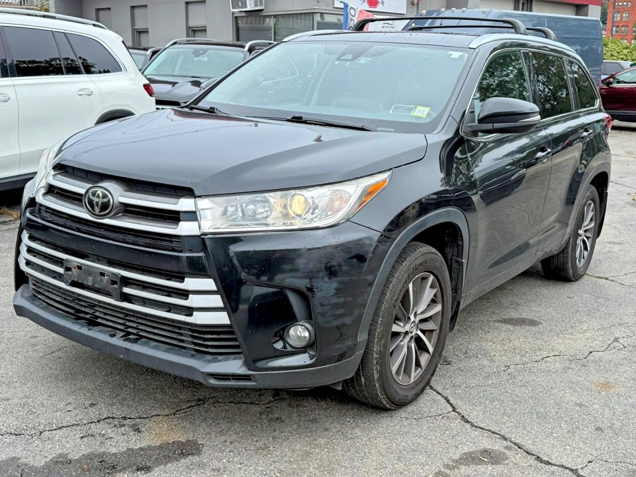 2018 TOYOTA HIGHLANDER XLE | 5TDJZRFH1JS825233 | UPCARS