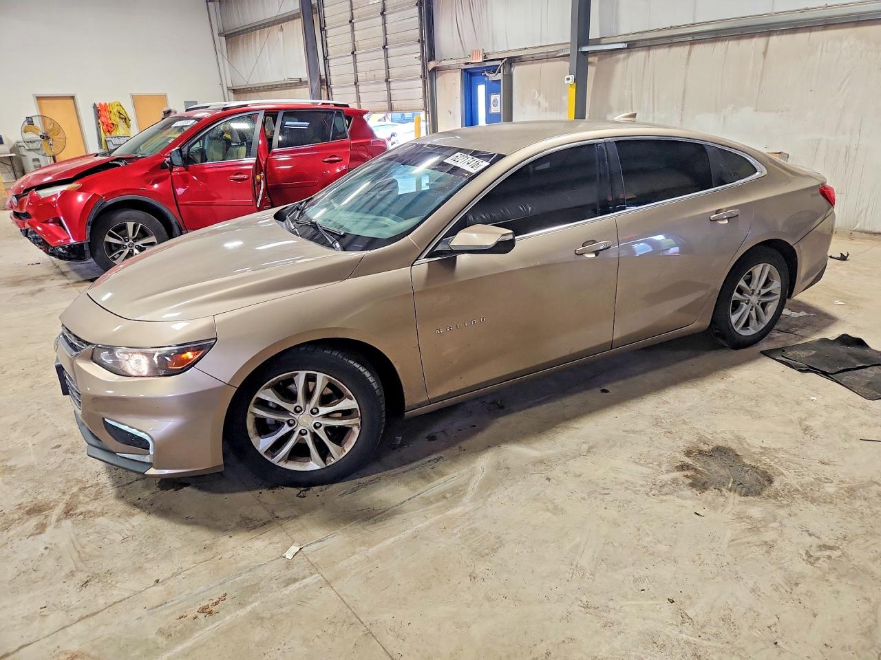 2018 CHEVROLET MALIBU LT | 1G1ZD5ST1JF124429 | UPCARS