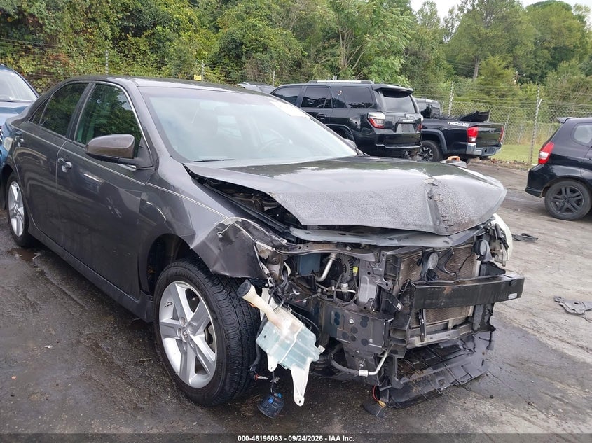 2014 TOYOTA CAMRY SE | 4T1BF1FK0EU321831 | UPCARS