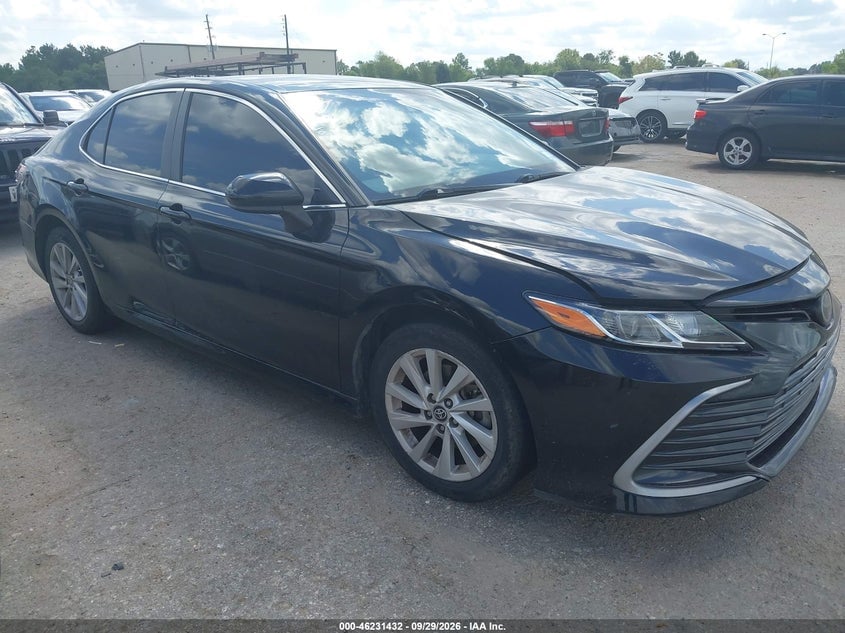 2022 TOYOTA CAMRY LE | 4T1C11AK0NU690862 | UPCARS