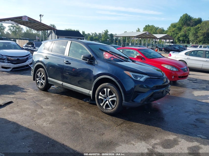 2018 TOYOTA RAV4 LE | JTMBFREV0JJ235042 | UPCARS