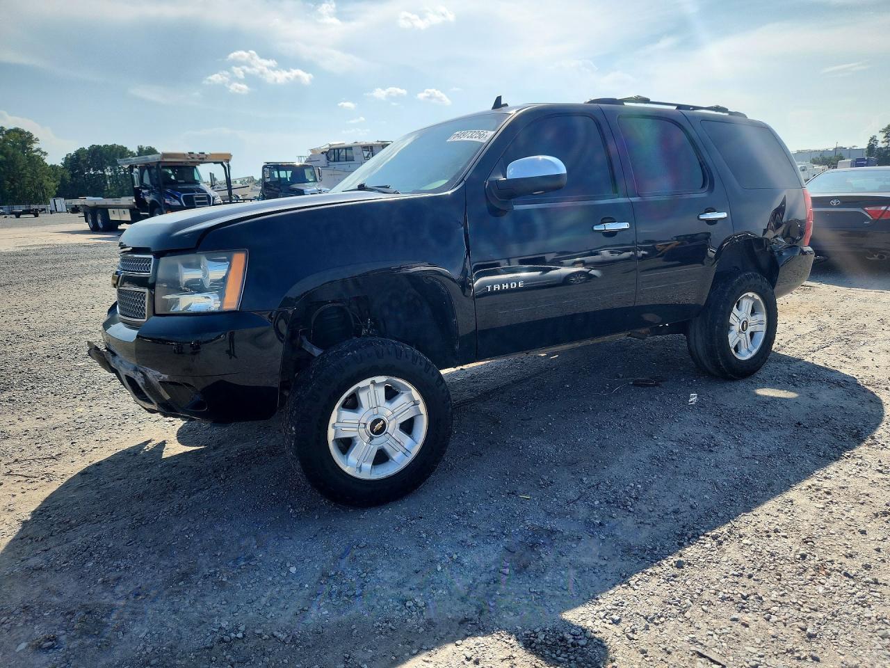 2013 CHEVROLET TAHOE C1500 LT | 1GNSCBE0XDR199944 | UPCARS