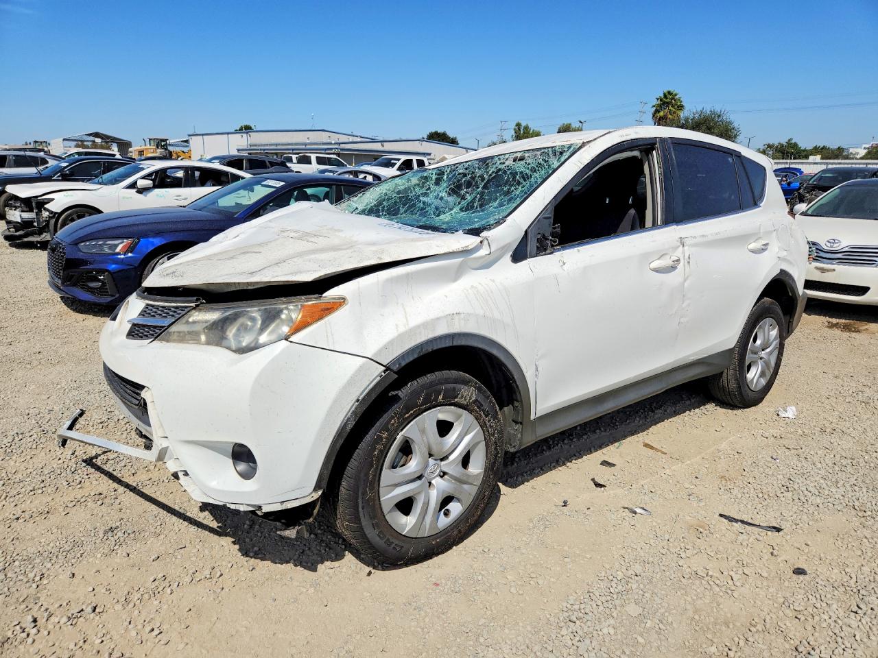 2015 TOYOTA RAV4 LE | JTMZFREV0FJ054352 | UPCARS