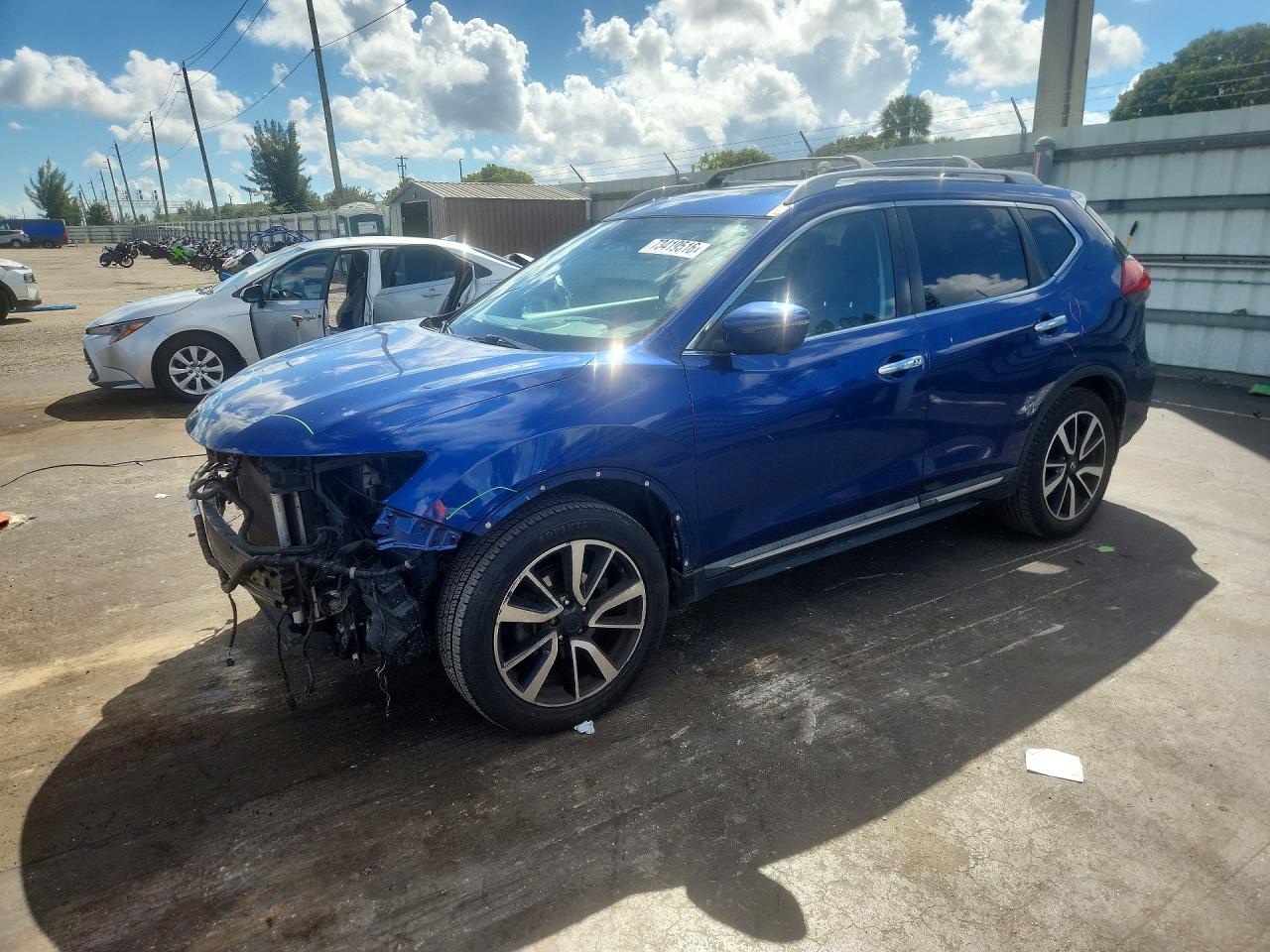 2019 NISSAN ROGUE SL | 5N1AT2MT9KC752384 | UPCARS
