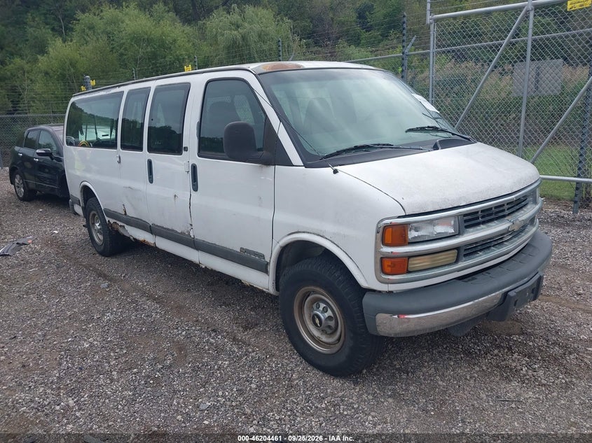 2002 CHEVROLET EXPRESS | 1GAHG39R121171718 | UPCARS