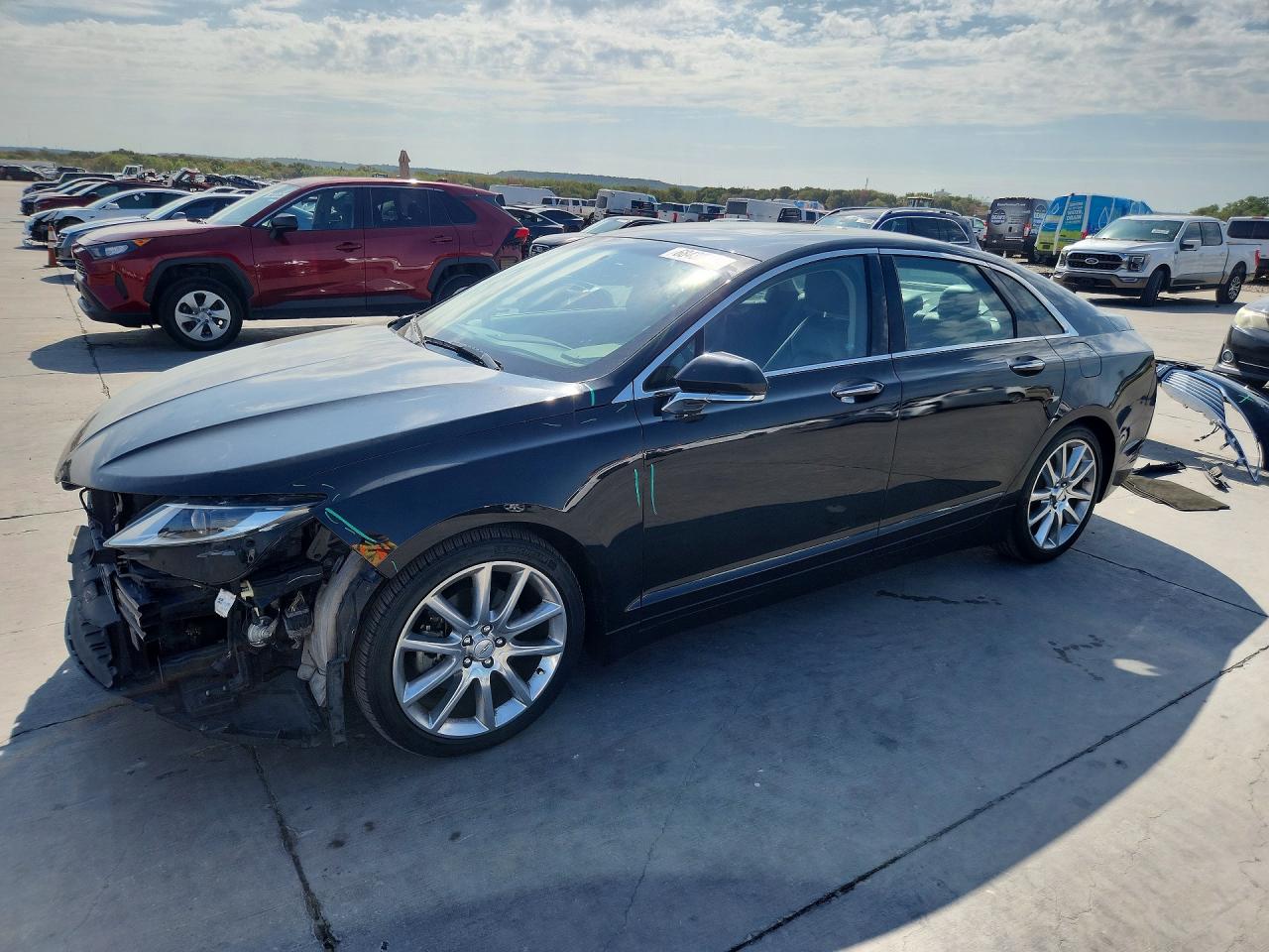 2015 LINCOLN MKZ | 3LN6L2J95FR607560 | UPCARS