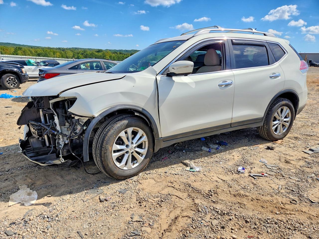 2014 NISSAN ROGUE SV | 5N1AT2MV7EC869063 | UPCARS
