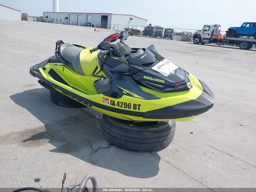 2019 SEADOO RXT-X 300 | YDV18399C919 | UPCARS