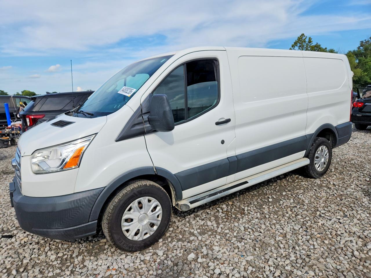 2017 FORD TRANSI T-250 | 1FTYR1ZM2HKA77733 | UPCARS