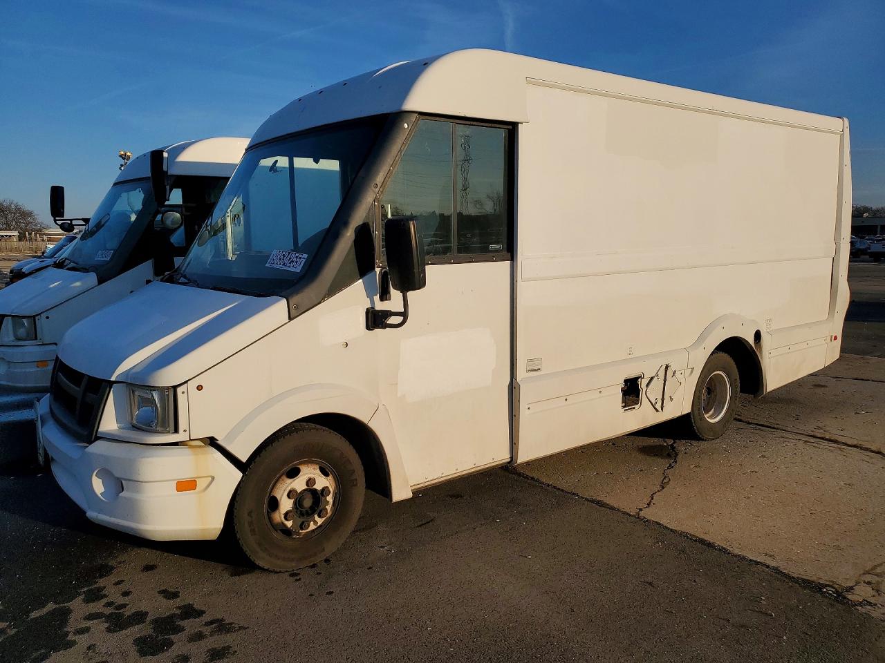 2013 ISUZU NPR DELIVERY TRUCK | JALB4T176D7W00303 | UPCARS
