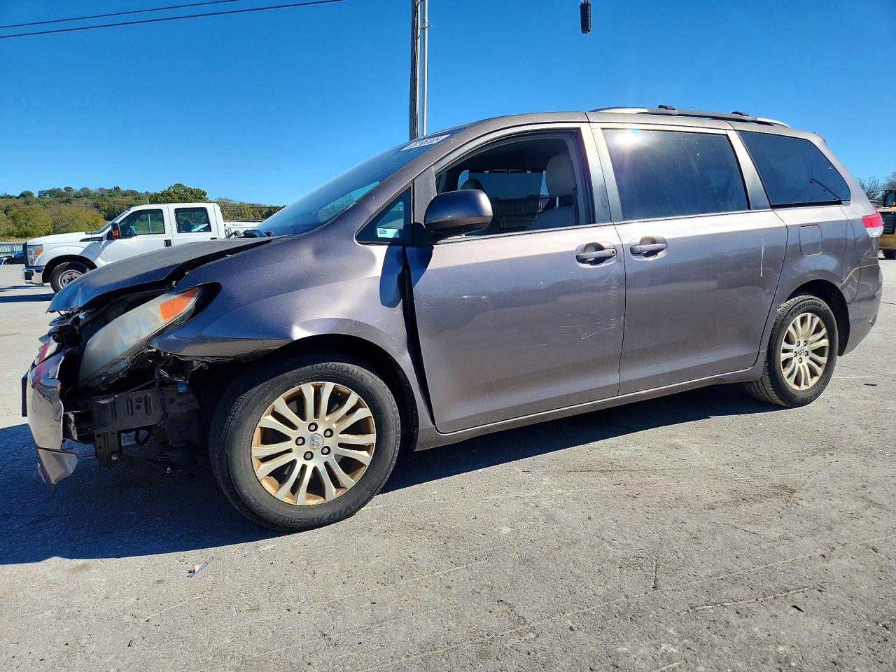 2013 TOYOTA SIENNA XLE 8-PASSENGER | 5TDYK3DC7DS351560 | UPCARS