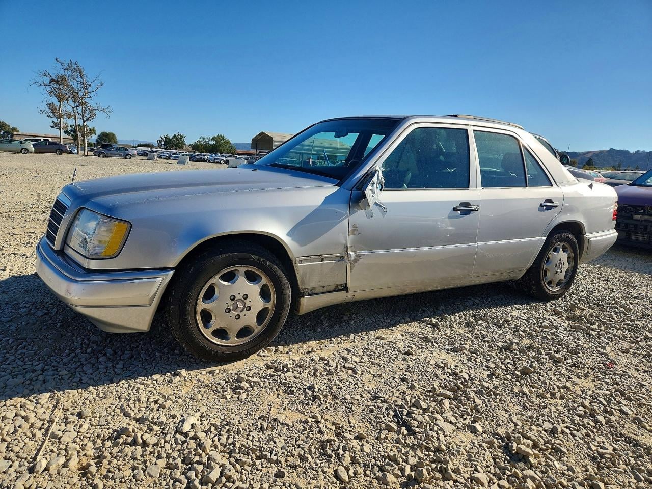1995 MERCEDES-BENZ E-CLASS 320 BASE | WDBEA32E8SC224081 | UPCARS