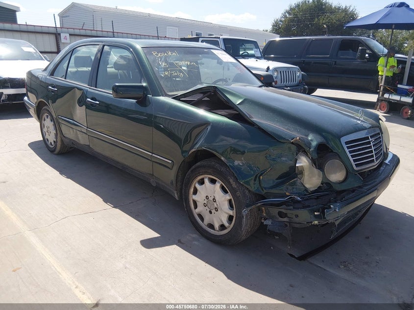 1998 MERCEDES-BENZ E 320 AWD | WDBJF82F0WX011923 | UPCARS