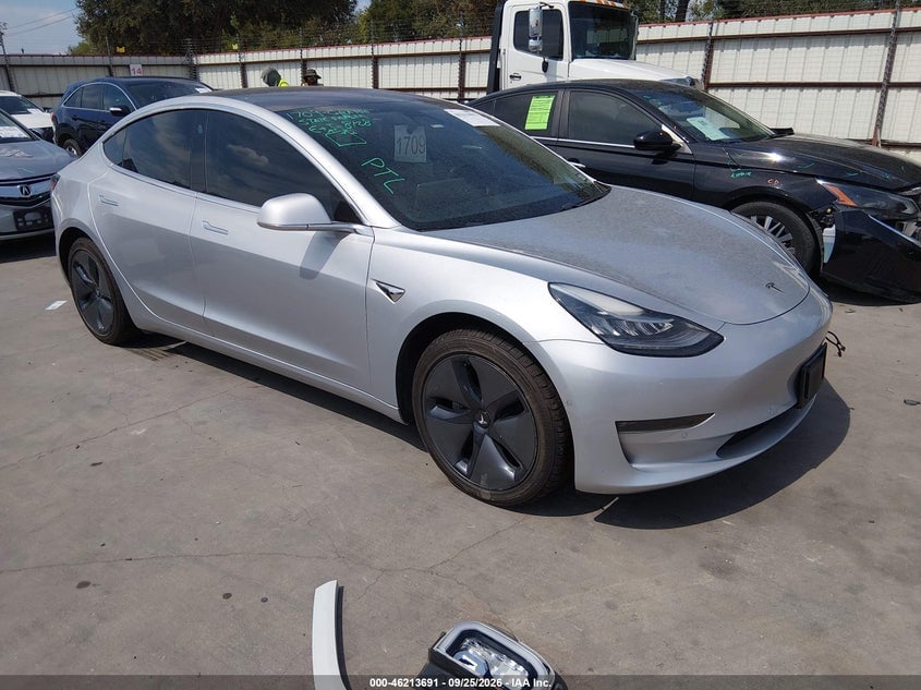 2018 TESLA MODELO 3 | 5YJ3E1EA8JF040061 | UPCARS
