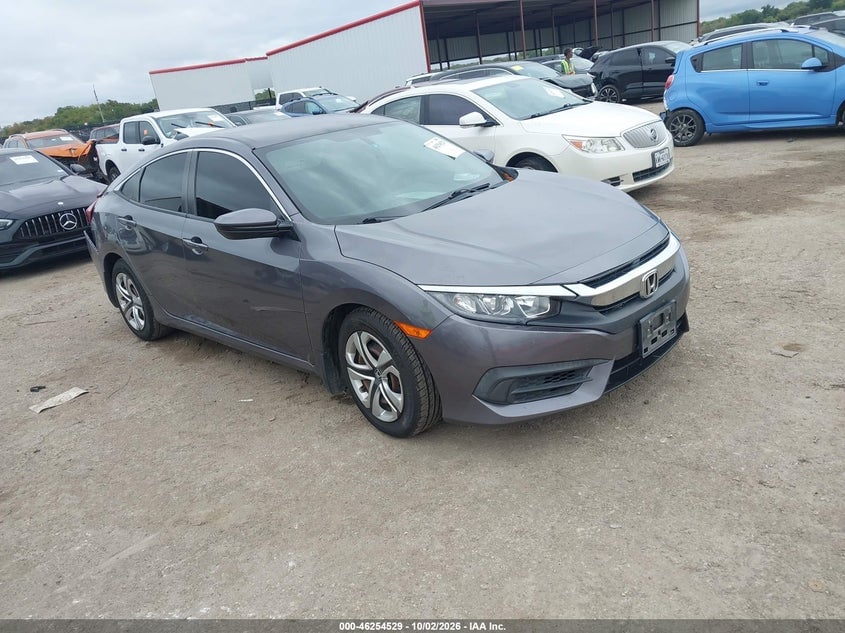 2018 HONDA CIVIC LX | 19XFC2F59JE025794 | UPCARS