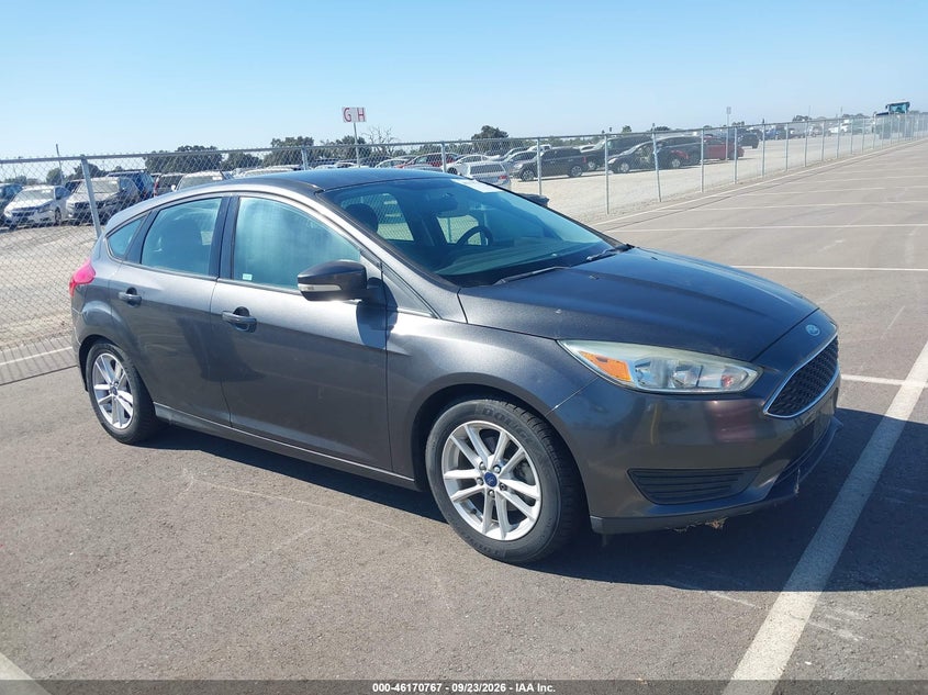 2016 FORD FOCU SE | 1FADP3K23GL247086 | UPCARS
