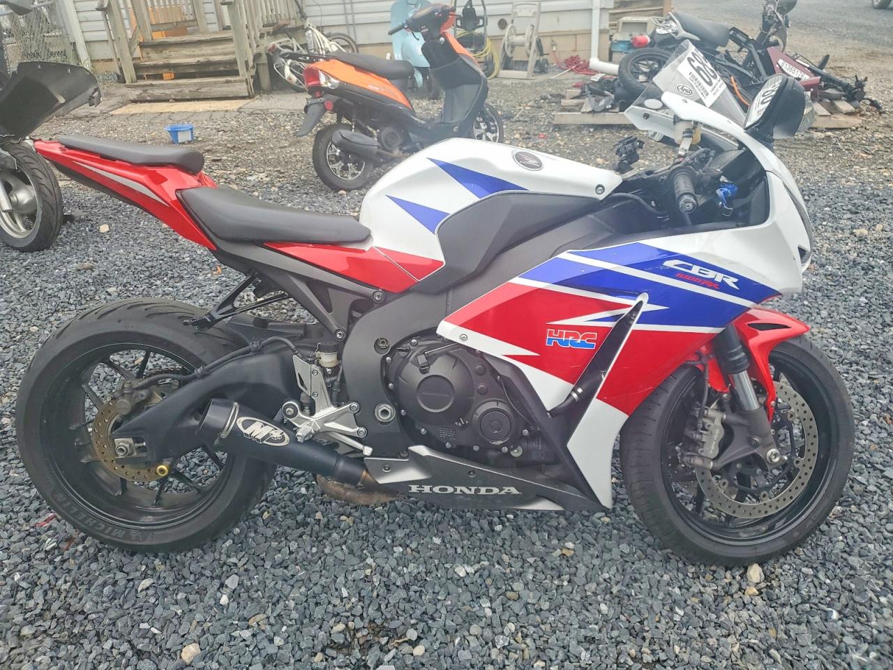 2015 HONDA CBR CYCLE RR | JH2SC5901FK700324 | UPCARS