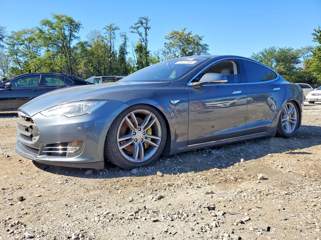 2013 TESLA MODEL S | 5YJSA1BC2DFP11208 | UPCARS