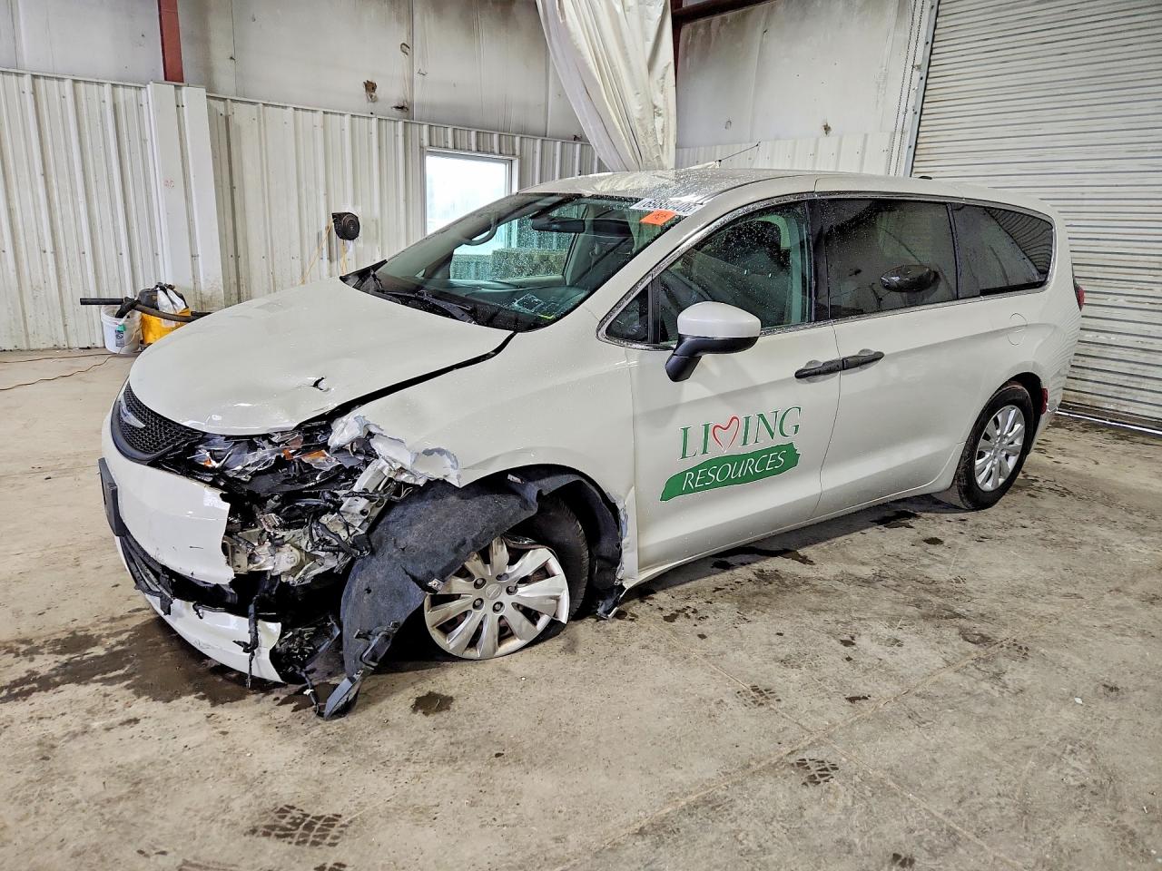 2019 CHRYSLER PACIFICA L | 2C4RC1AG8KR666340 | UPCARS