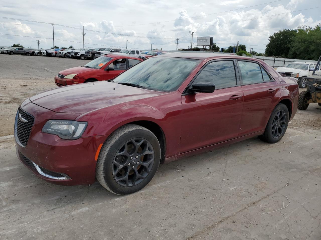 2019 CHRYSLER 300 TOURING | 2C3CCARG5KH560416 | UPCARS