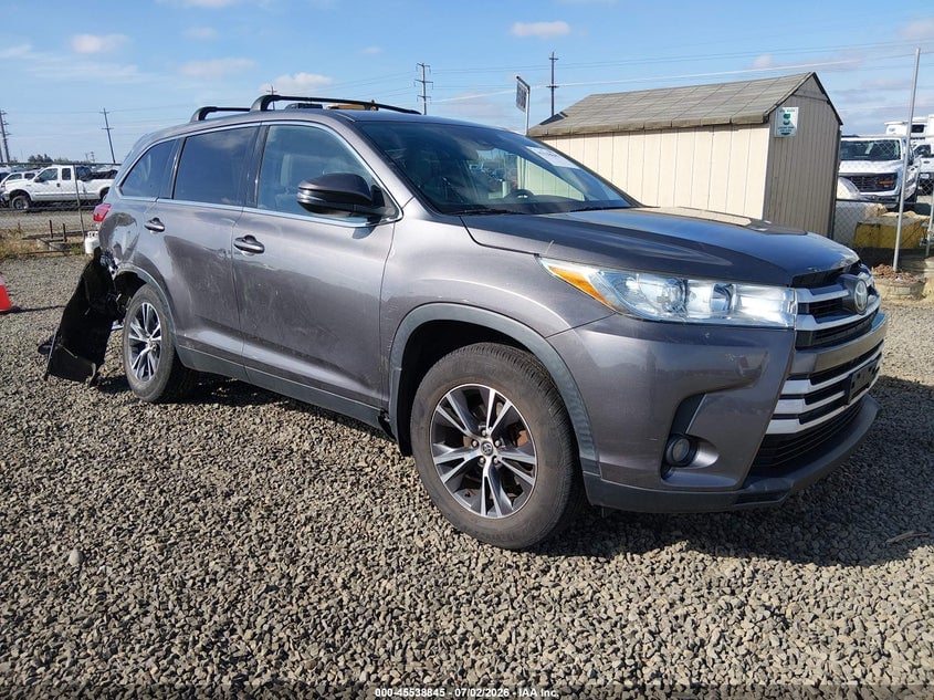 2019 TOYOTA HIGHLANDER LE PLUS | 5TDBZRFH4KS716030 | UPCARS