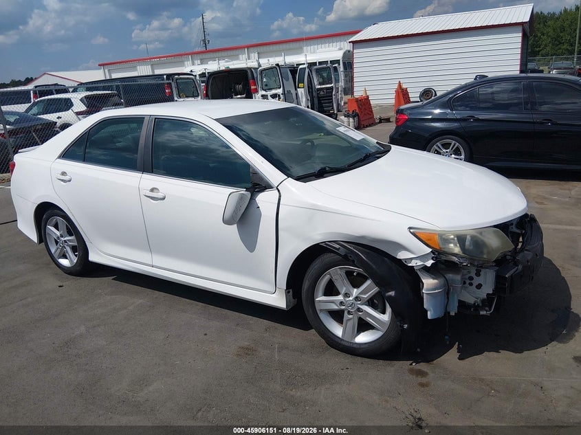 2014 TOYOTA CAMRY SE | 4T1BF1FK4EU466788 | UPCARS