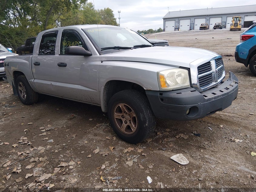 2005 DODGE DAKOTA SLT | 1D7HW48KX5S277805 | UPCARS