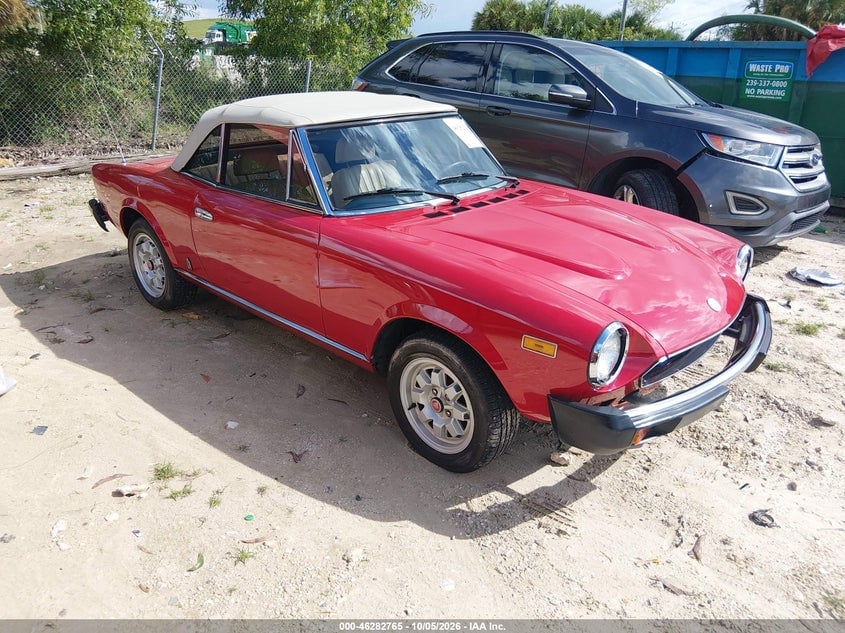 1982 FIAT 124 SPIDER | ZFAAS00B7C5001421 | UPCARS
