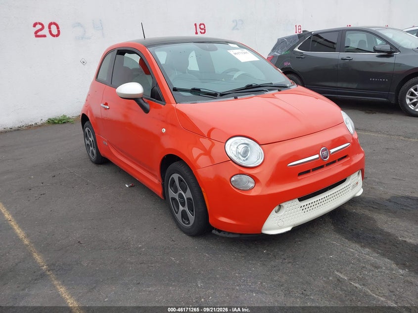 2013 FIAT 500E BATTERY ELECTRIC | 3C3CFFGE7DT744210 | UPCARS