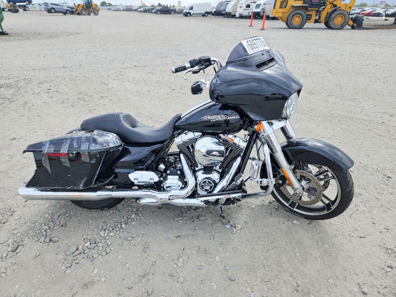 2015 HARLEY-DAVIDSON FL STREET GLIDE | 1HD1KBM15FB688683 | UPCARS