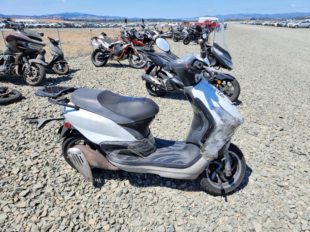 2009 PIAGGIO SCOOTER 150 | ZAPM578F394000311 | UPCARS