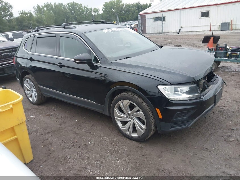 2018 VOLKSWAGEN TIGUAN 2.0T SE/2.0T SEL | 3VV2B7AX1JM163330 | UPCARS