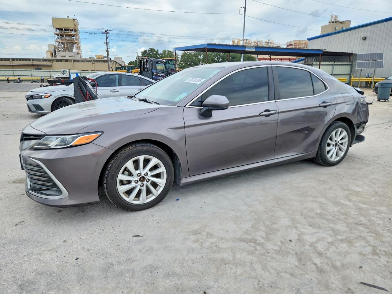 2022 TOYOTA CAMRY LE | 4T1C11AK6NU696925 | UPCARS