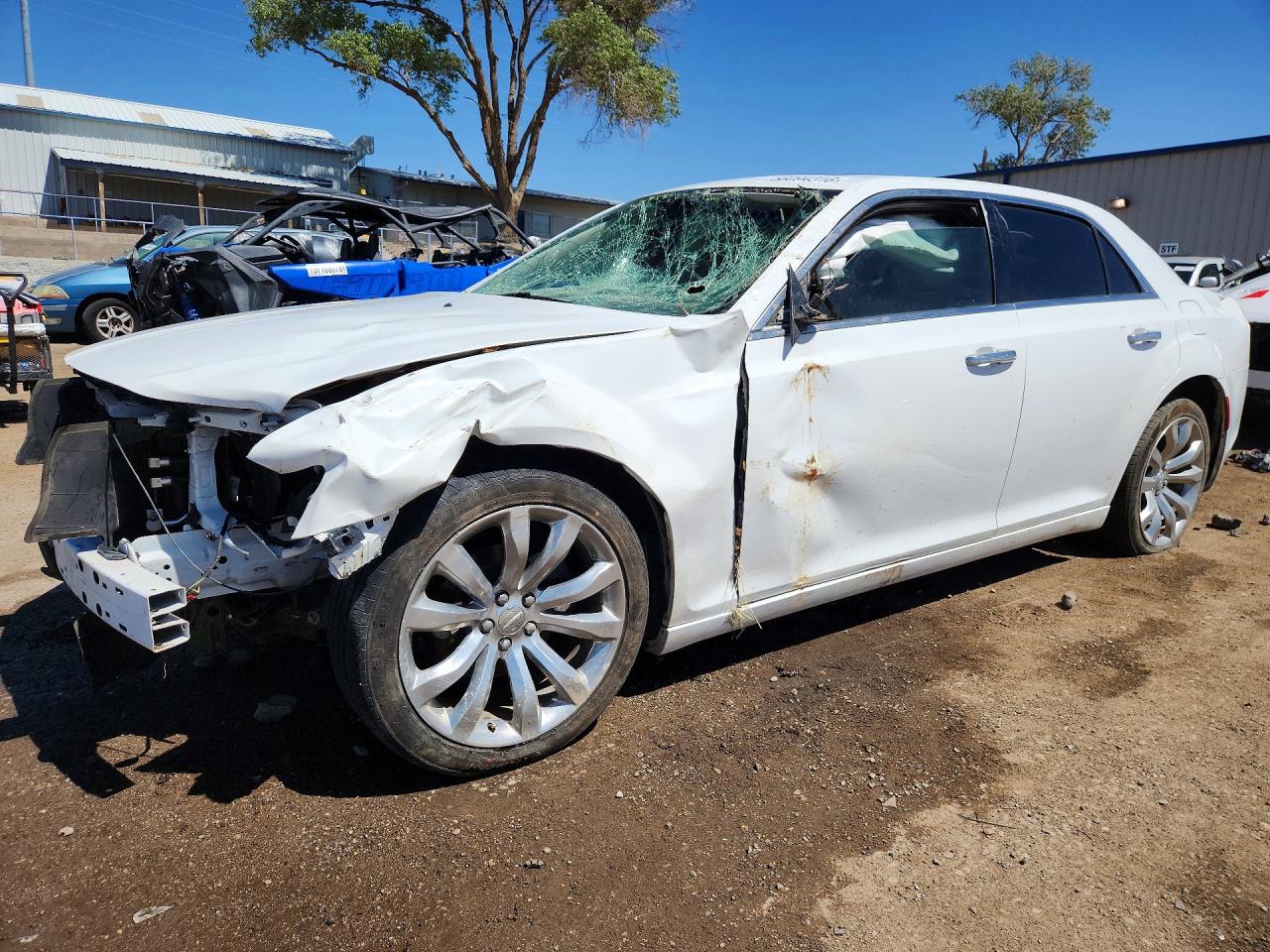 2018 CHRYSLER 300 LIMITED | 2C3CCAEG7JH319848 | UPCARS